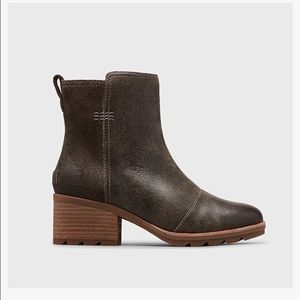 Sorel Cate bootie beautiful only worn once !